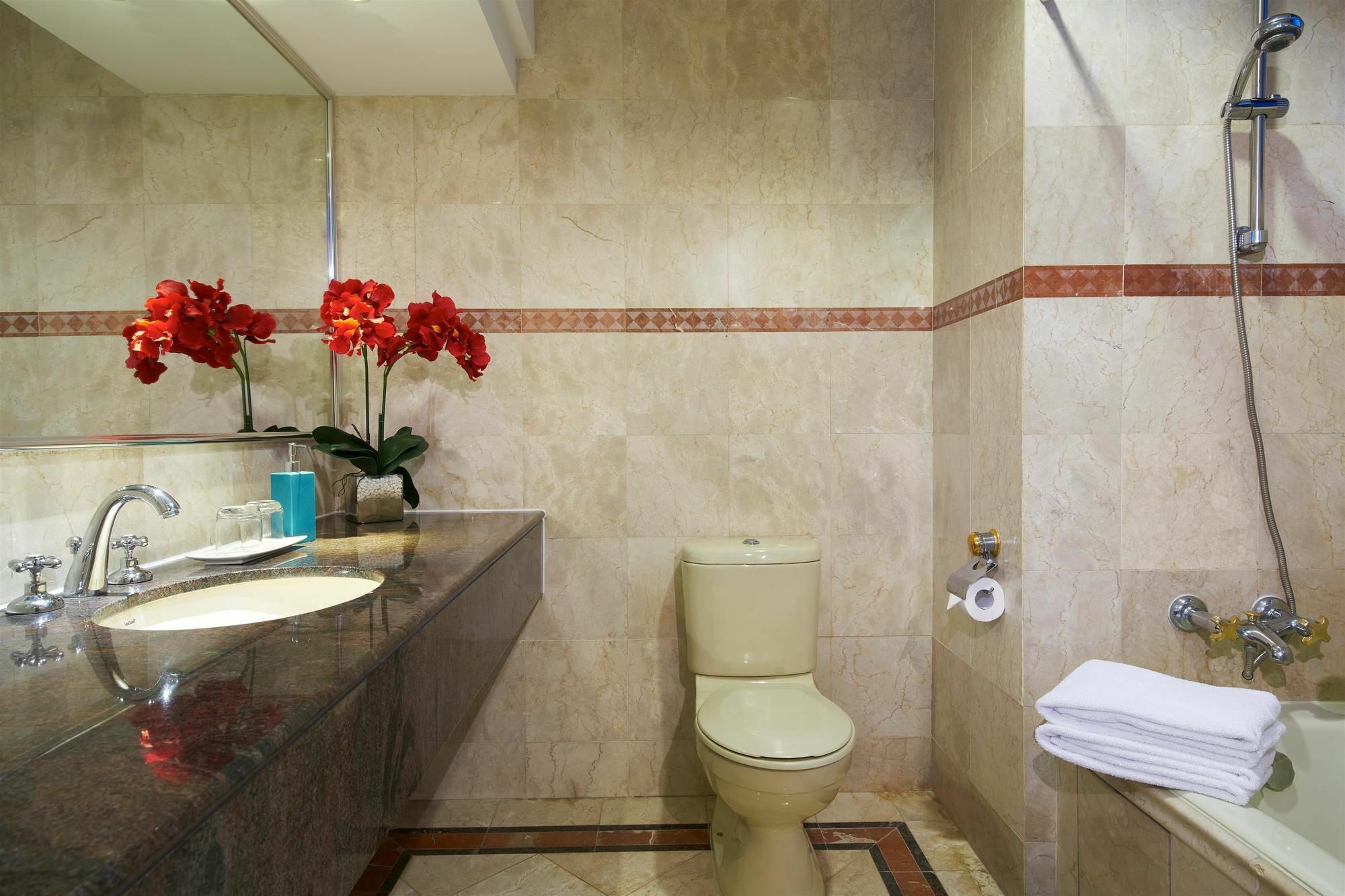 Village Residence West Coast By Far East Hospitality Сингапур Екстериор снимка